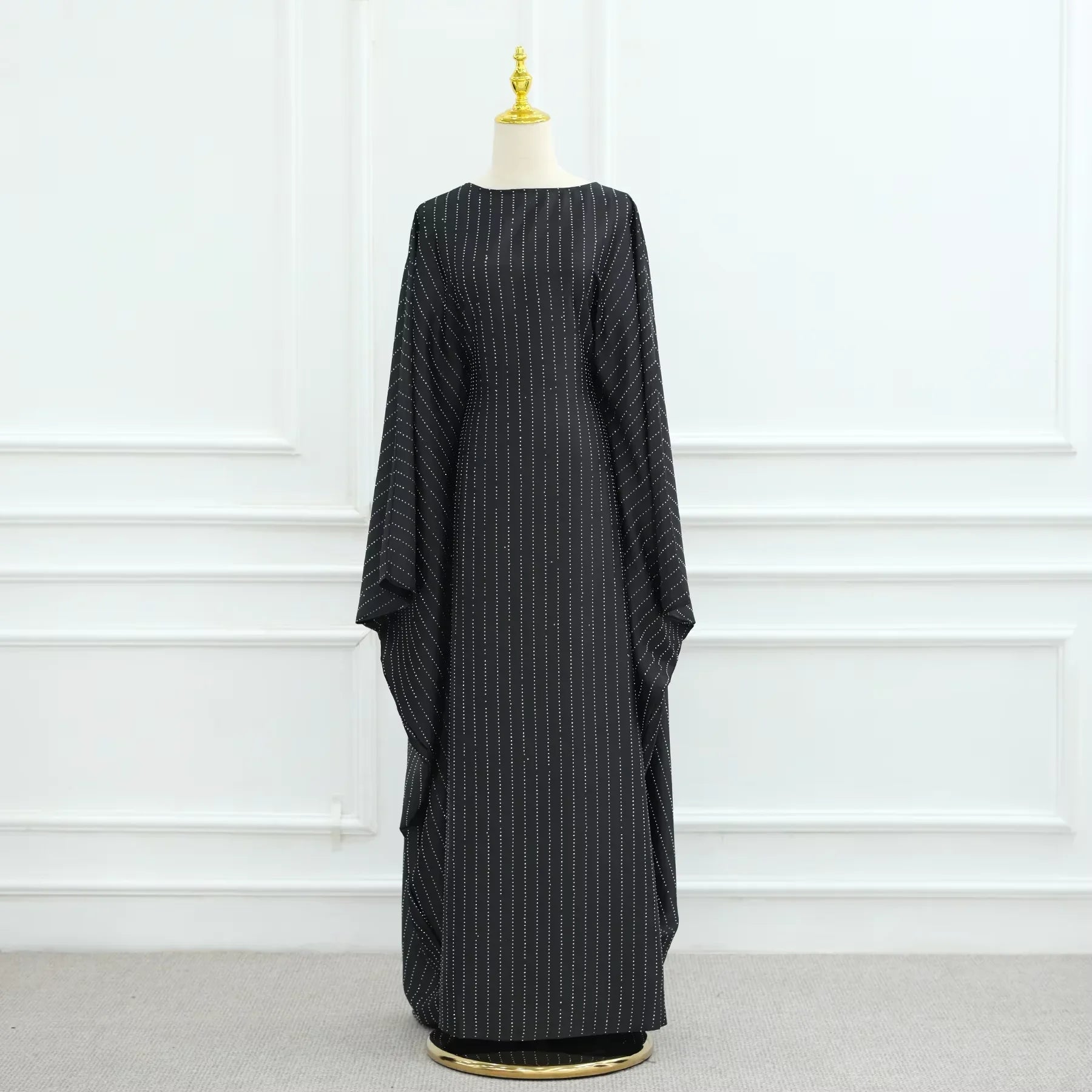 Dubai Abaya Dress for Muslim Women suitable for Eid prayer and everyday