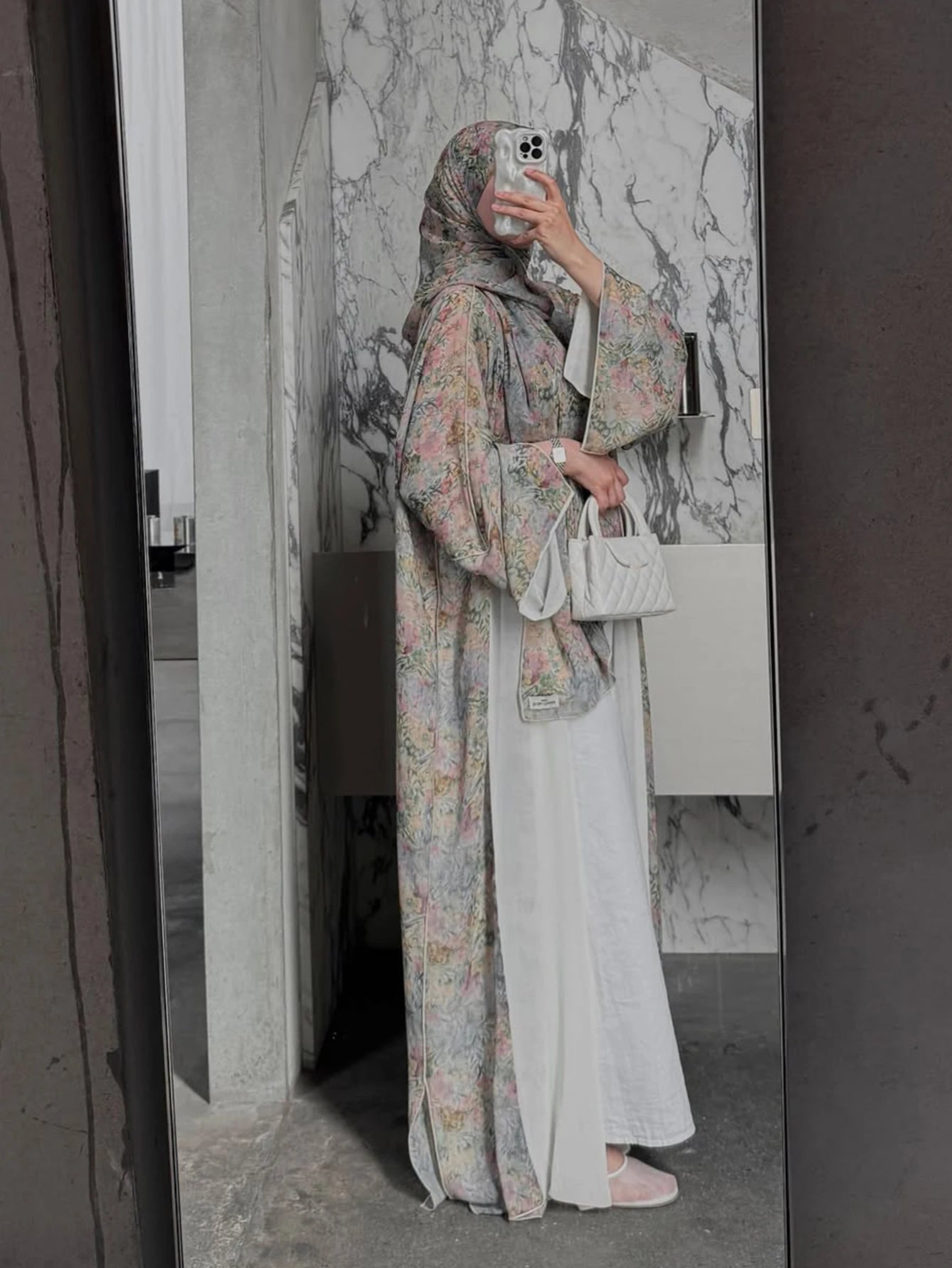 Middle Eastern elegant Floral Print Abaya with Headscarf