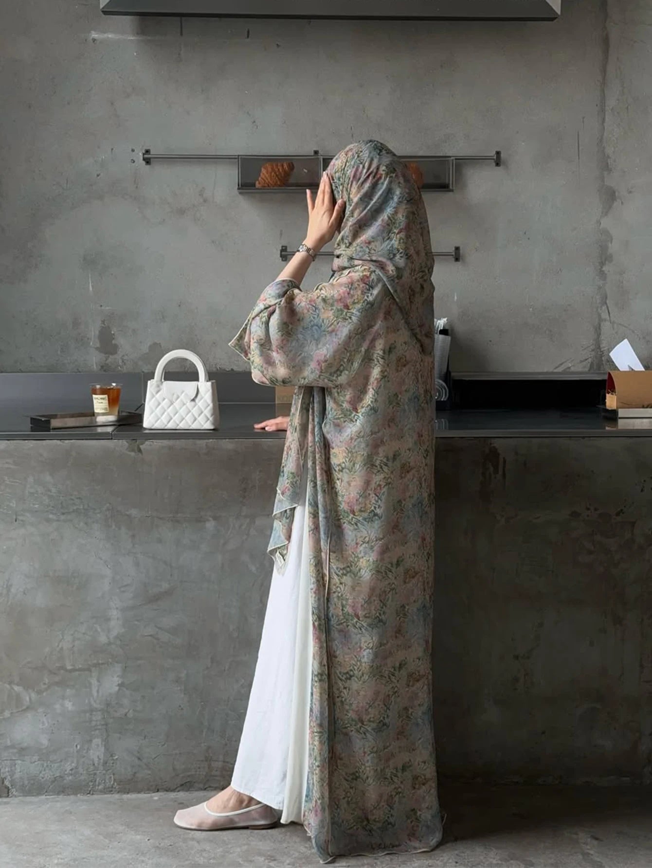 Middle Eastern elegant Floral Print Abaya with Headscarf